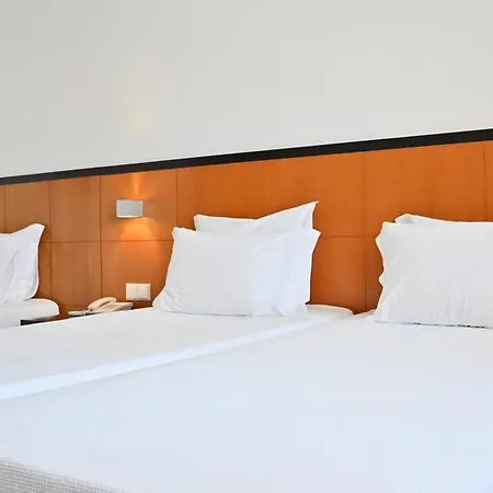 Bagoeira Otel