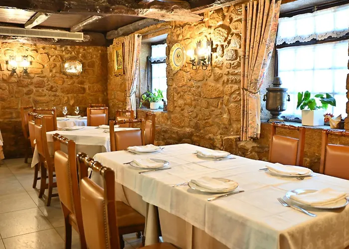 巴格拉酒店 巴塞卢什