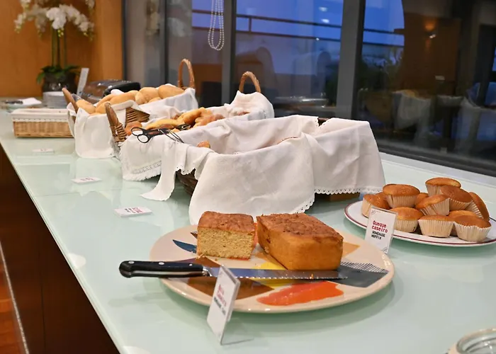 巴格拉酒店 酒店 巴塞卢什